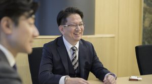 チャレンジを組織文化に。「一人経営」を脱却し、売り上げ前年比120%＆幹部人材育成を実現