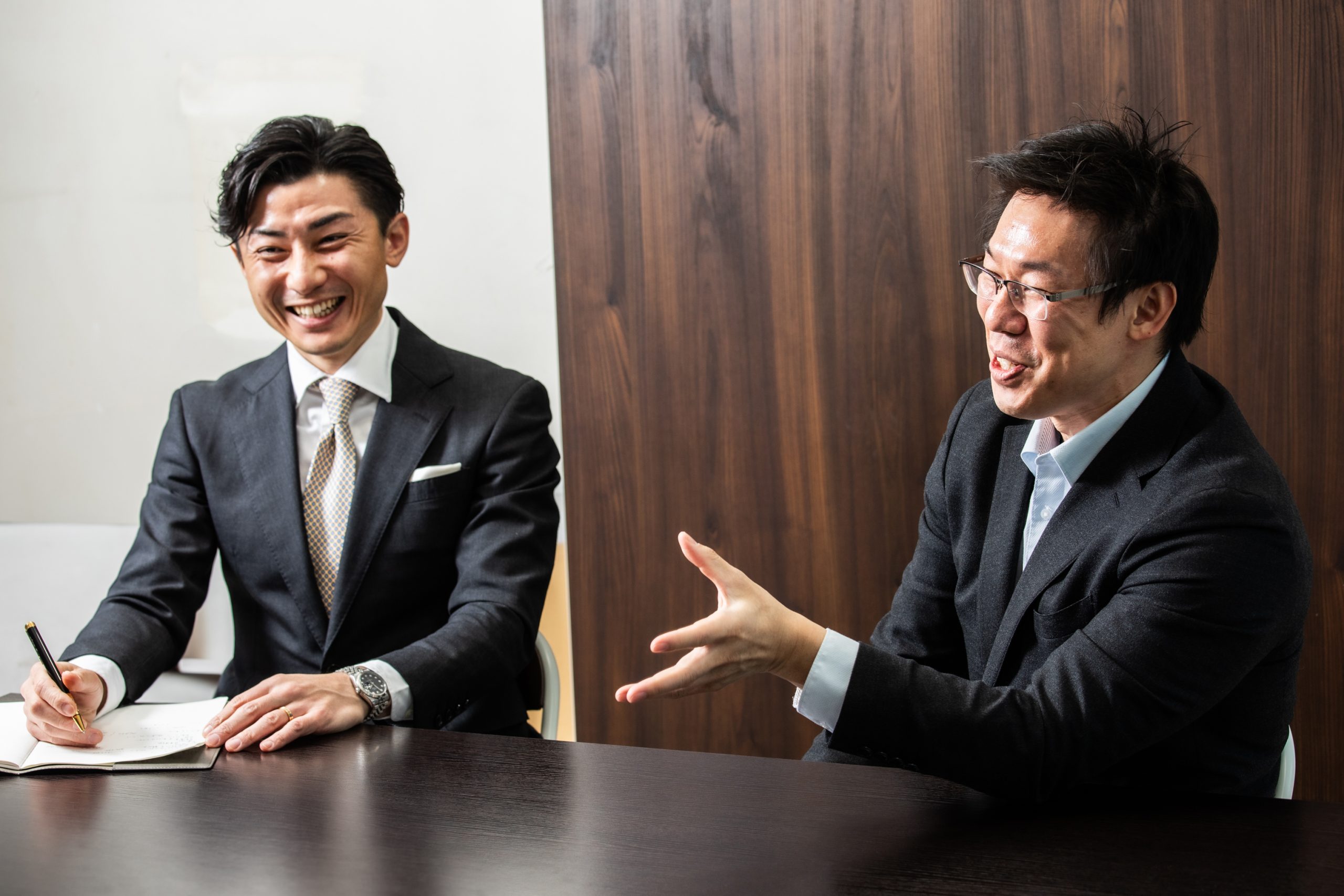 インタビュー風景の写真